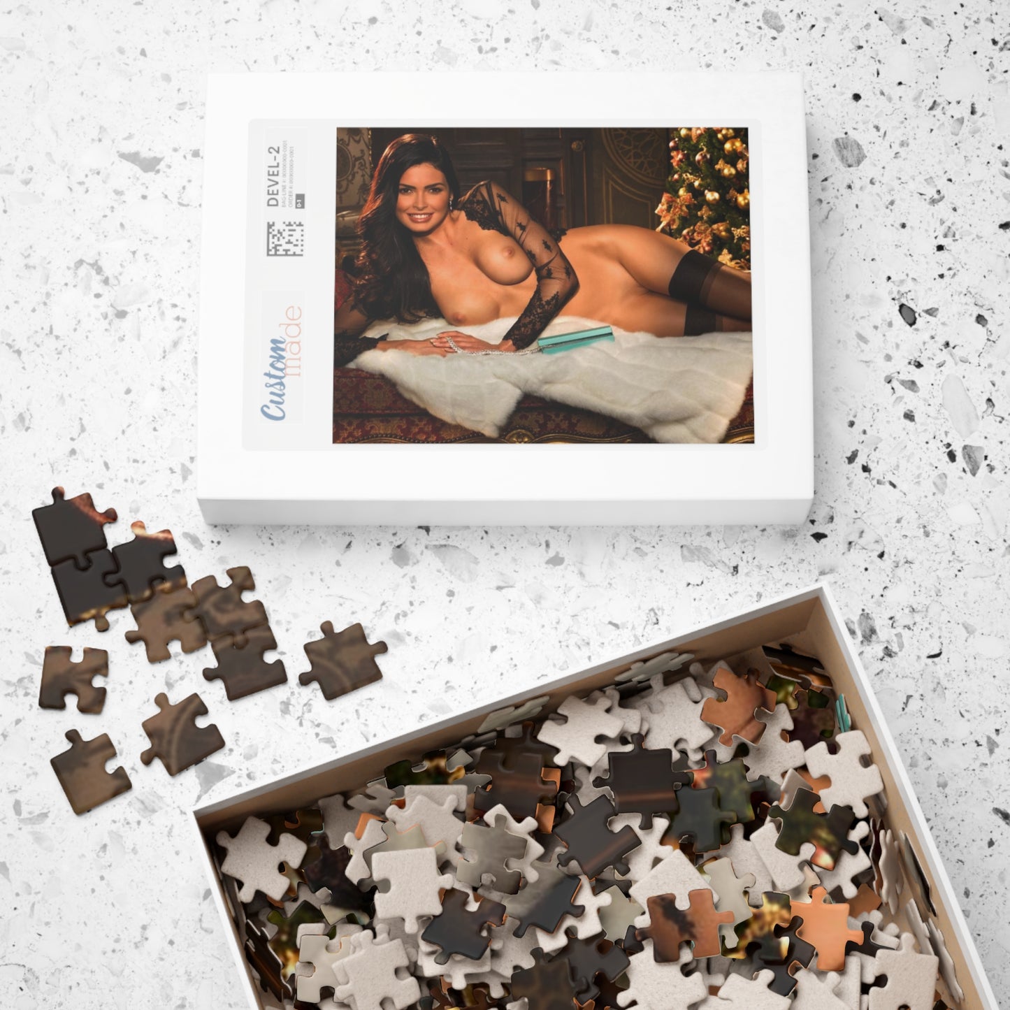 Puzzle (110, 252, 500, 1014-piece) Playmate December 2007 Sasckya Porto