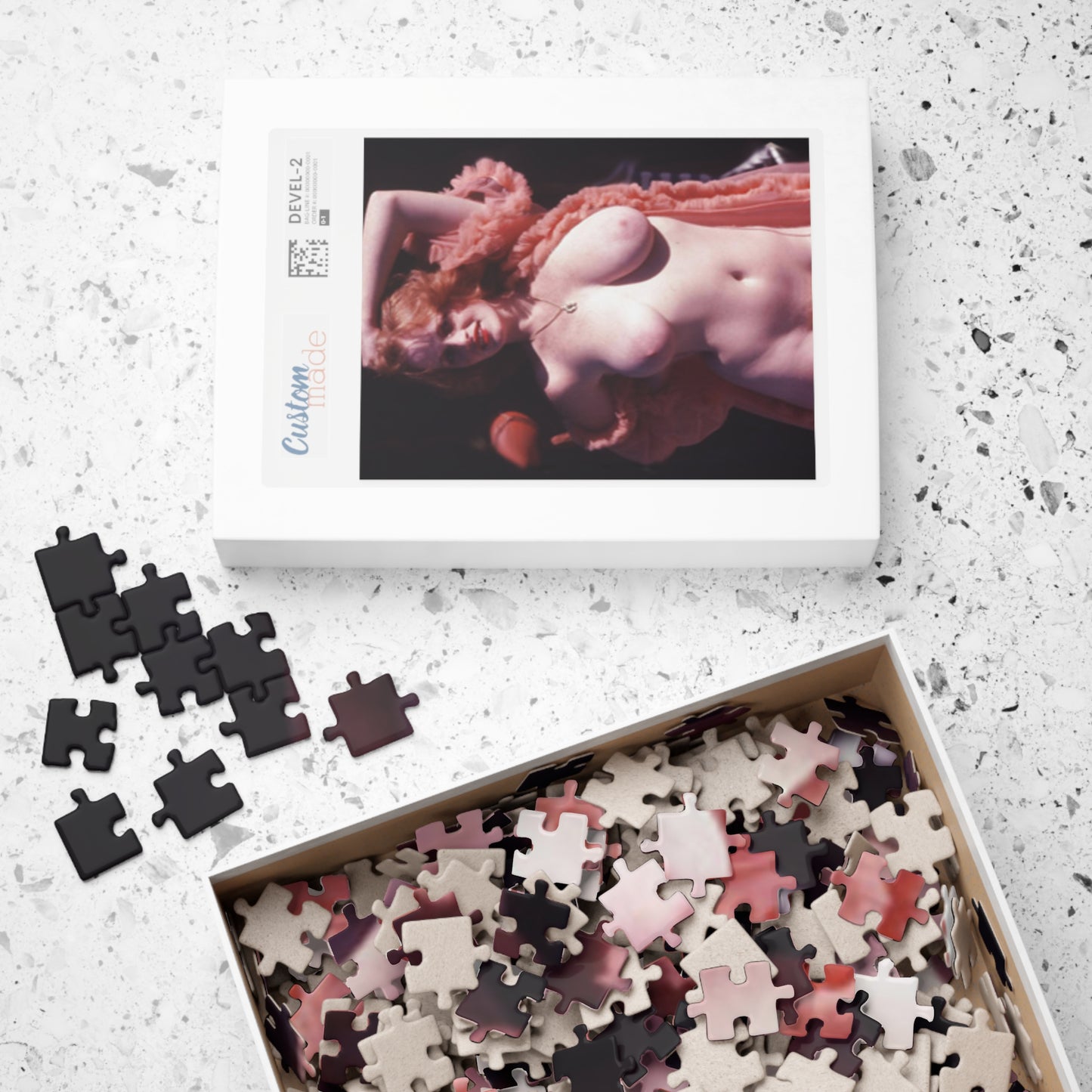 Puzzle (110, 252, 500, 1014-piece) Retro Porn Star Lisa De Leeuw Nude