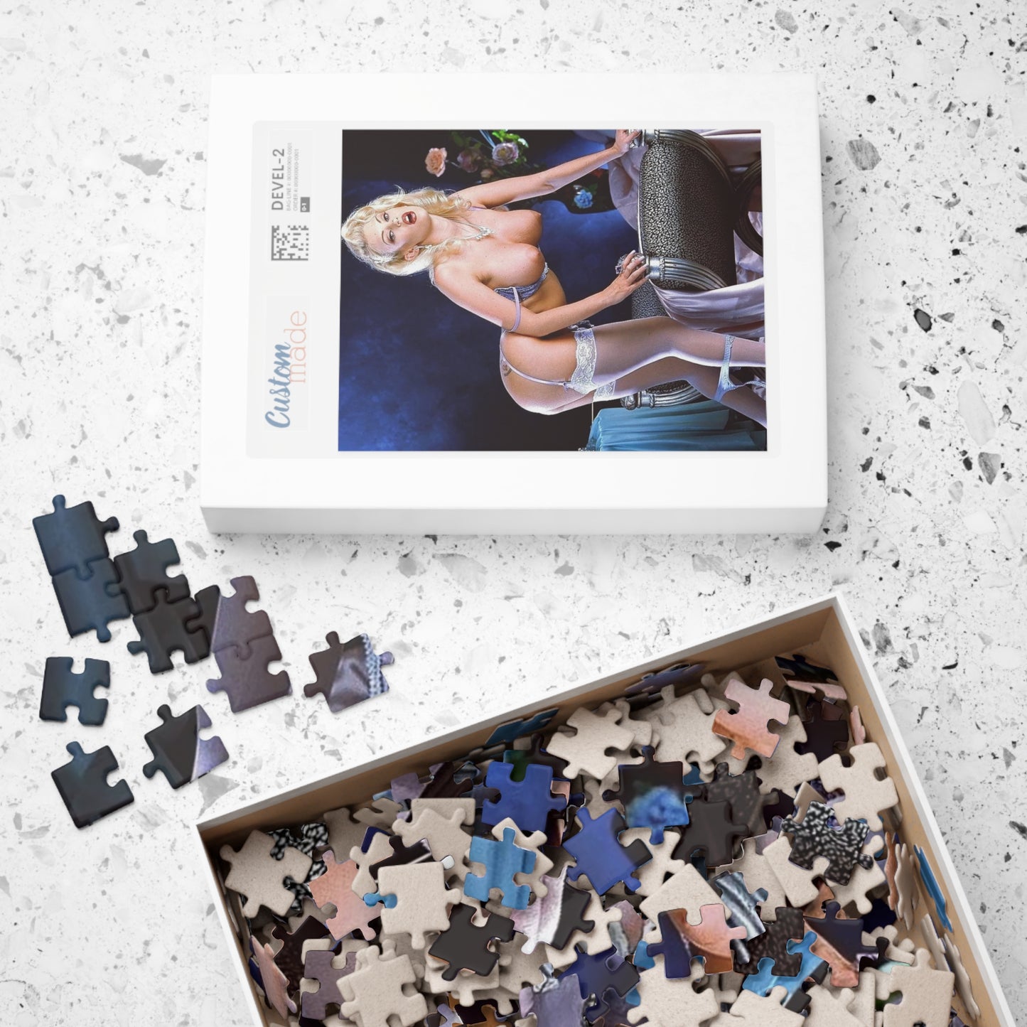 Puzzle (110, 252, 500, 1014-piece) Pornstar Jenna Jameson Nude