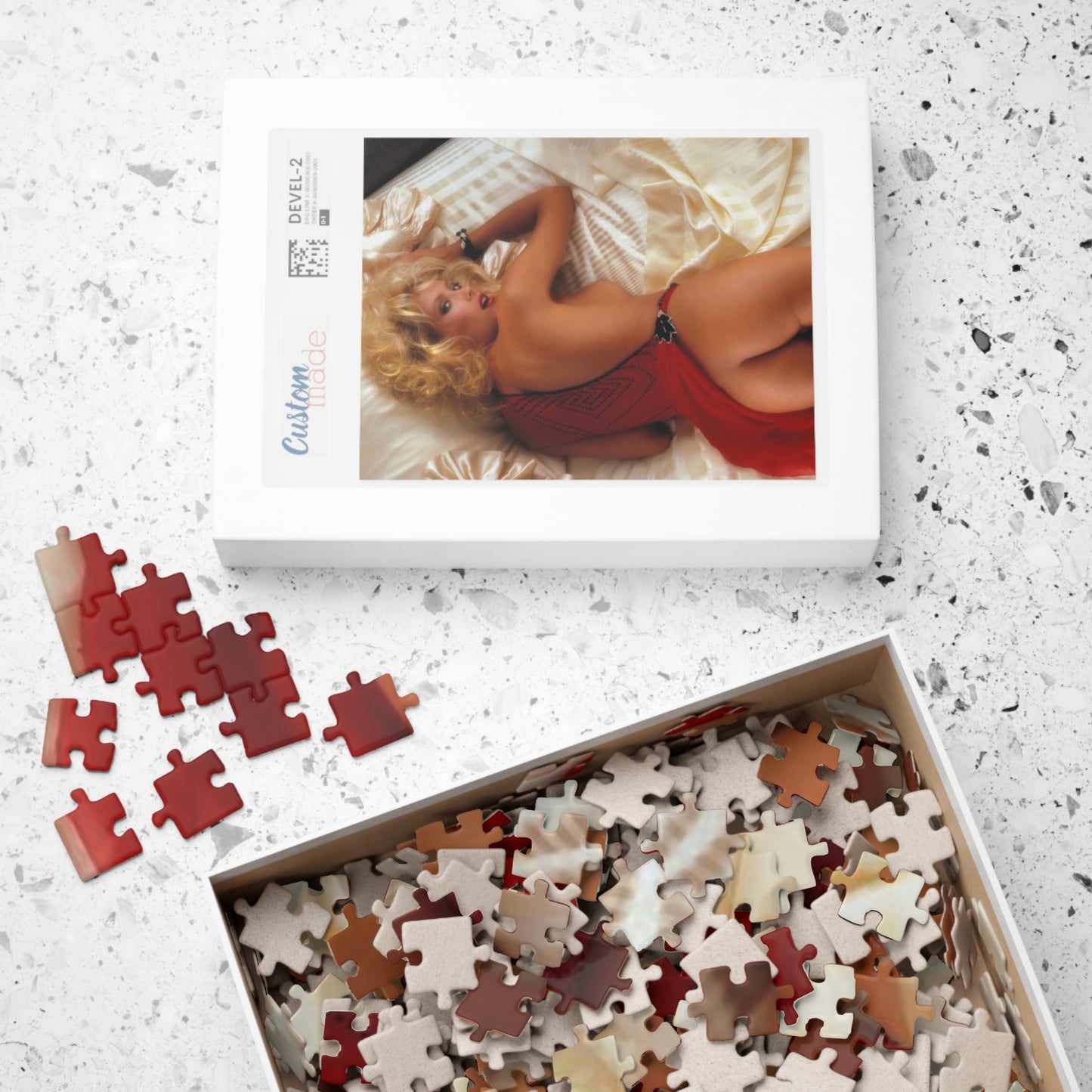 Puzzle (110, 252, 500, 1014-piece) Playboy Playmate March 1985 Donna Smith