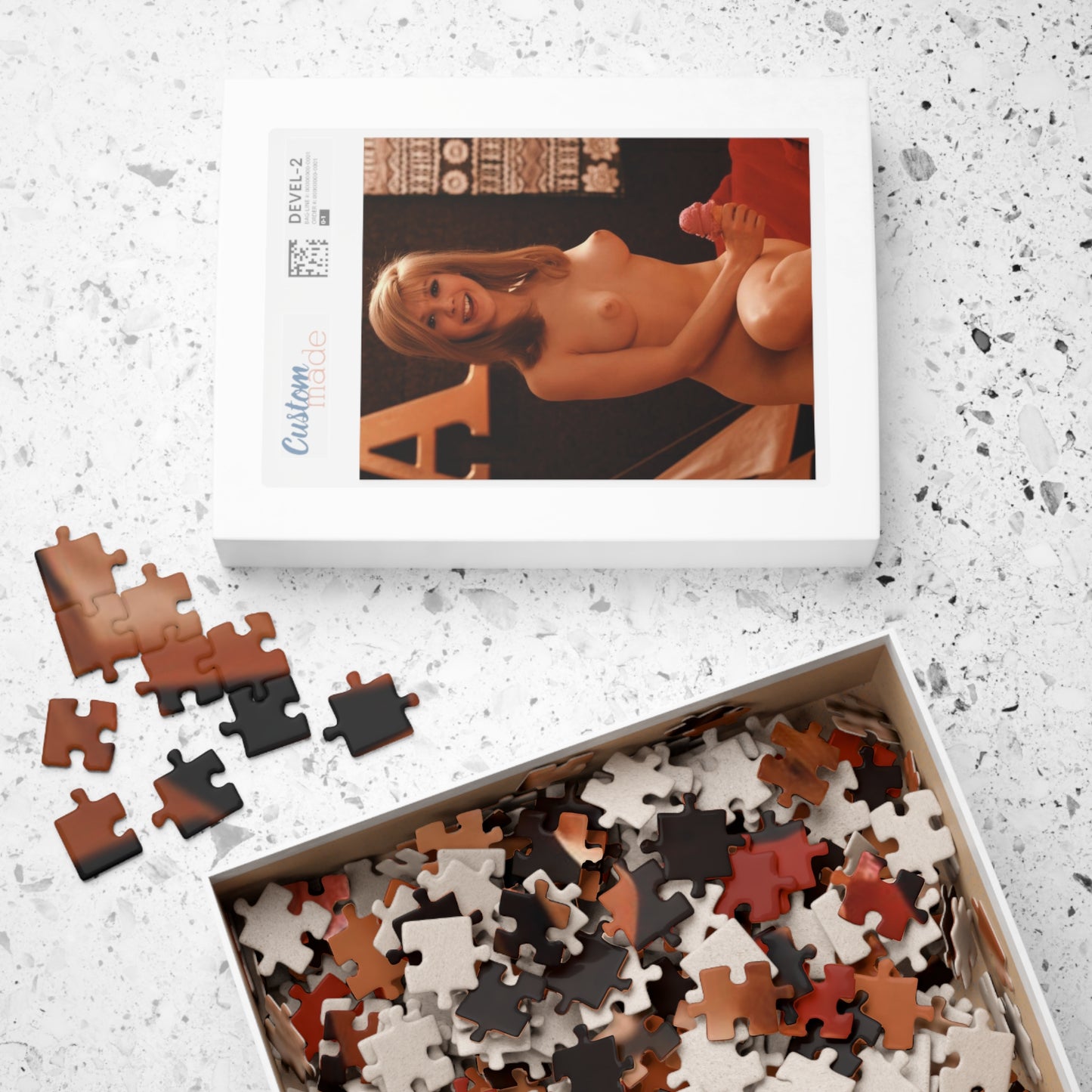 Puzzle (110, 252, 500, 1014-piece) Playboy Playmate June 1969 Helena Antonaccio