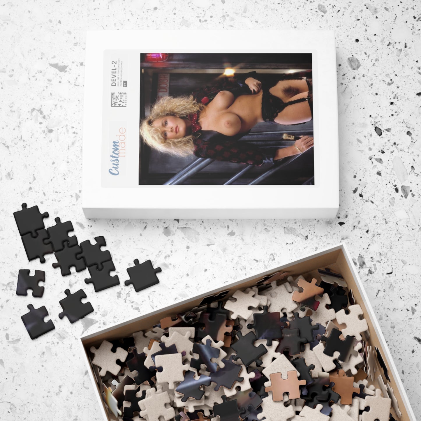 Puzzle (110, 252, 500, 1014-piece) Playboy Playmate May 1986 Christine Richters