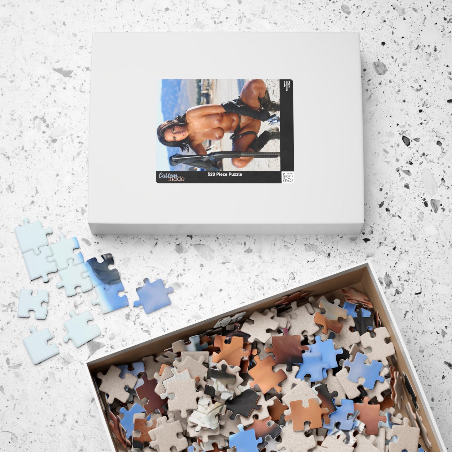 Puzzle (110, 252, 520, 1014-piece) Sexy Nude Girl with Guns