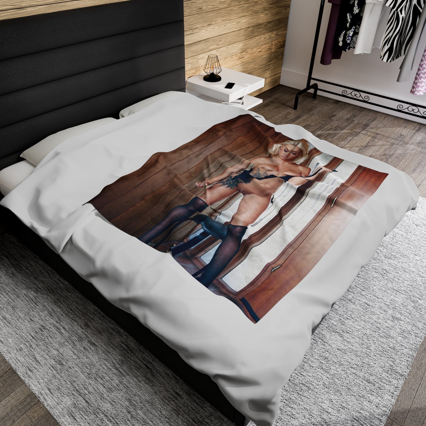 Velveteen Plush Blanket Taylor Seinturier Nude