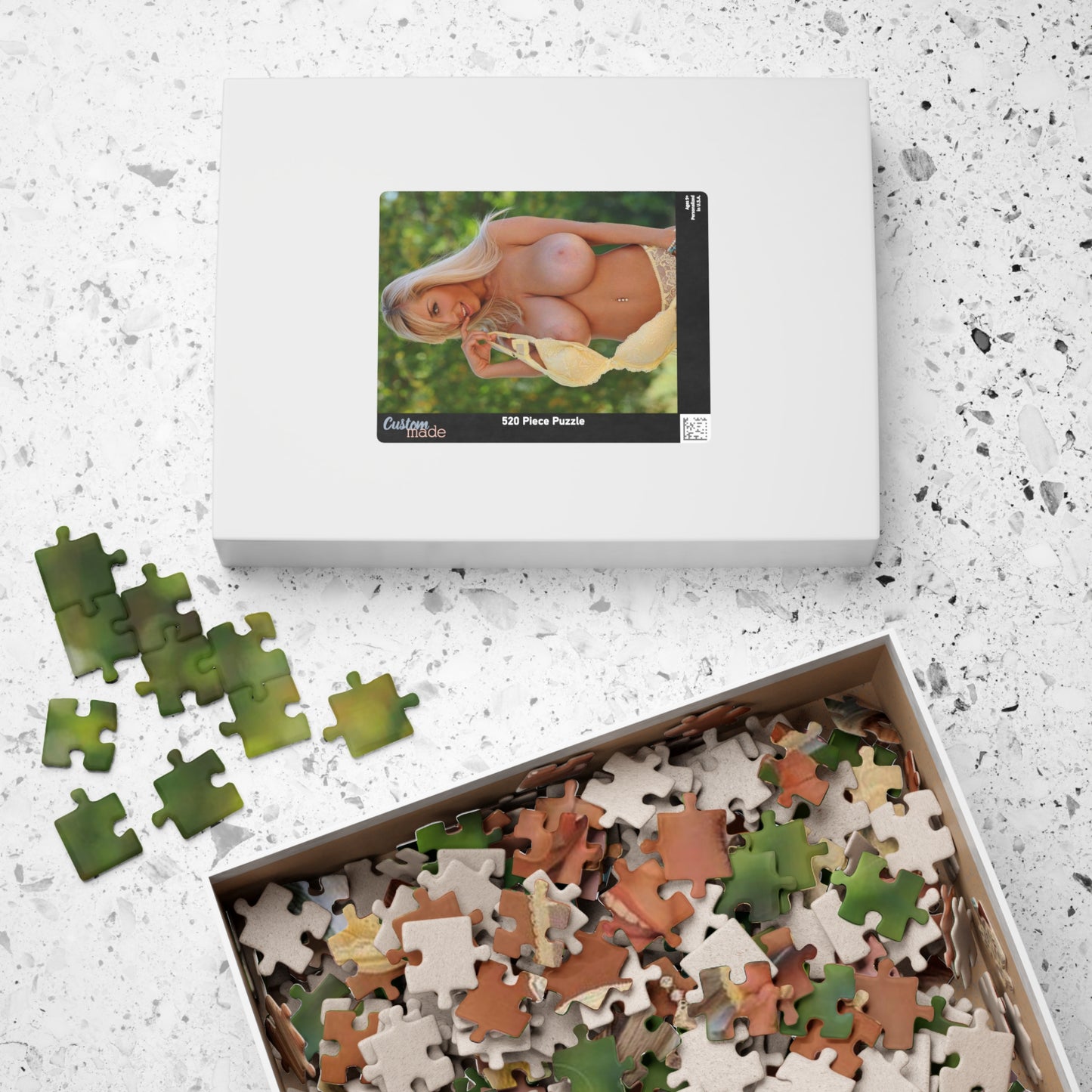 Puzzle (110, 252, 500, 1014-piece) Sexy Busty Blonde