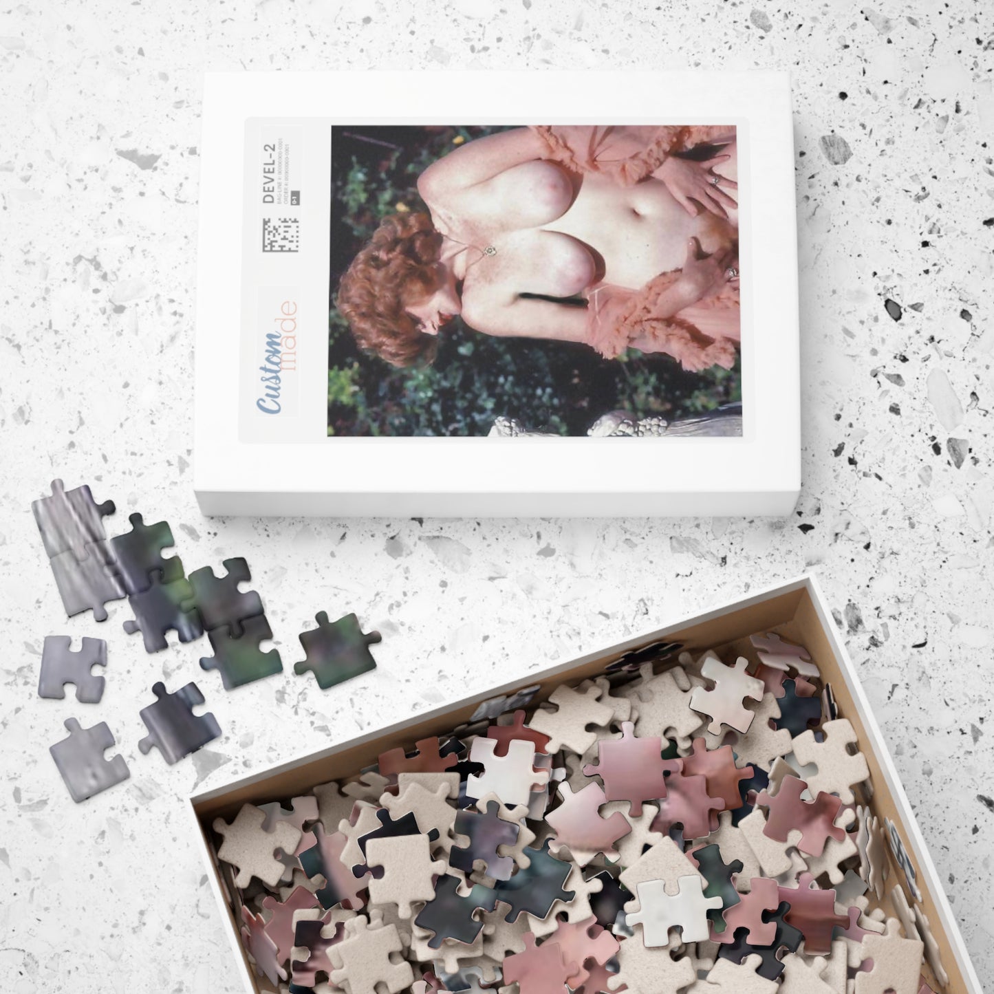 Puzzle (110, 252, 520, 1014-piece) Retro Pornstar Lisa De Leeuw Nude