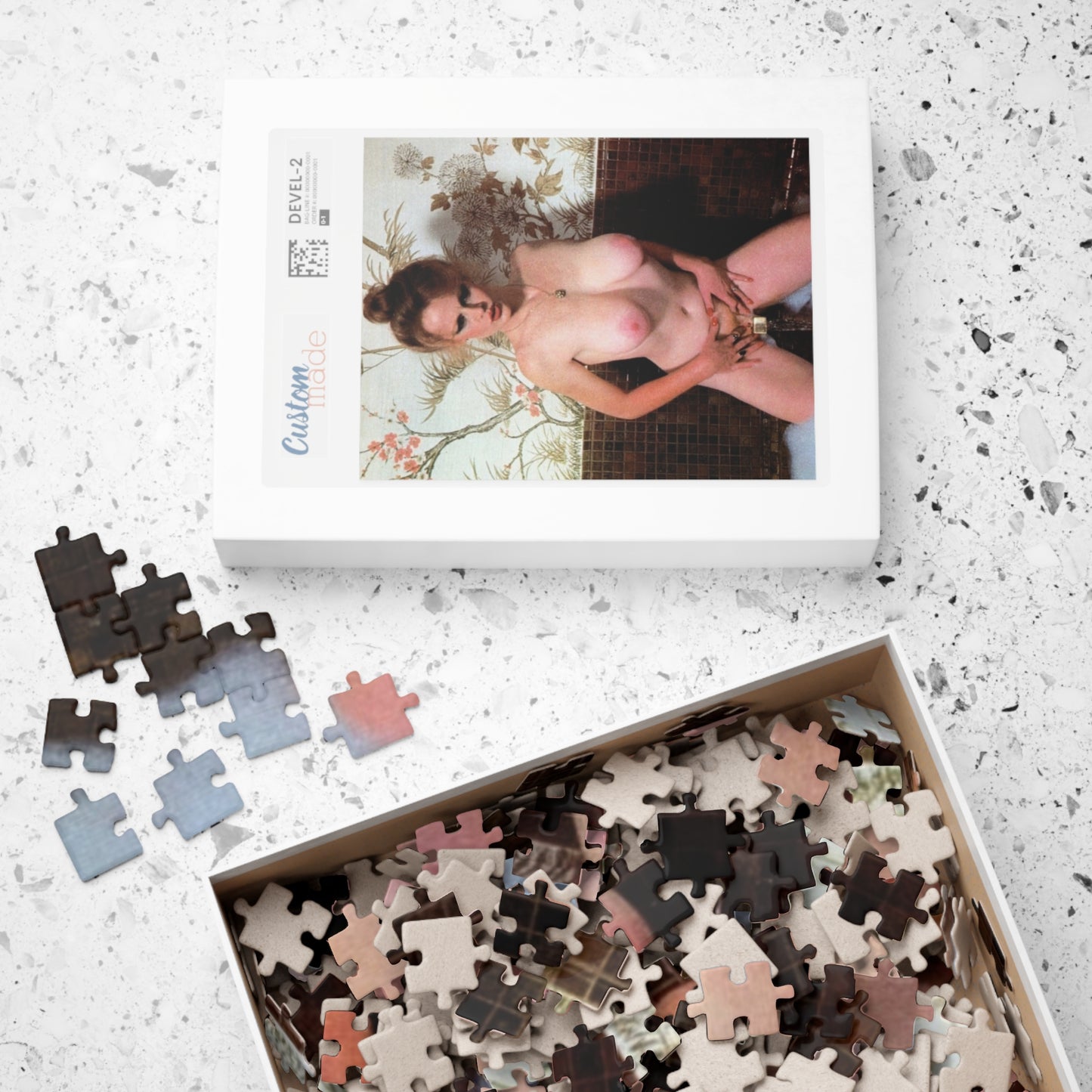 Puzzle (110, 252, 520, 1014-piece) Retro Pornstar Lisa De Leeuw Nude