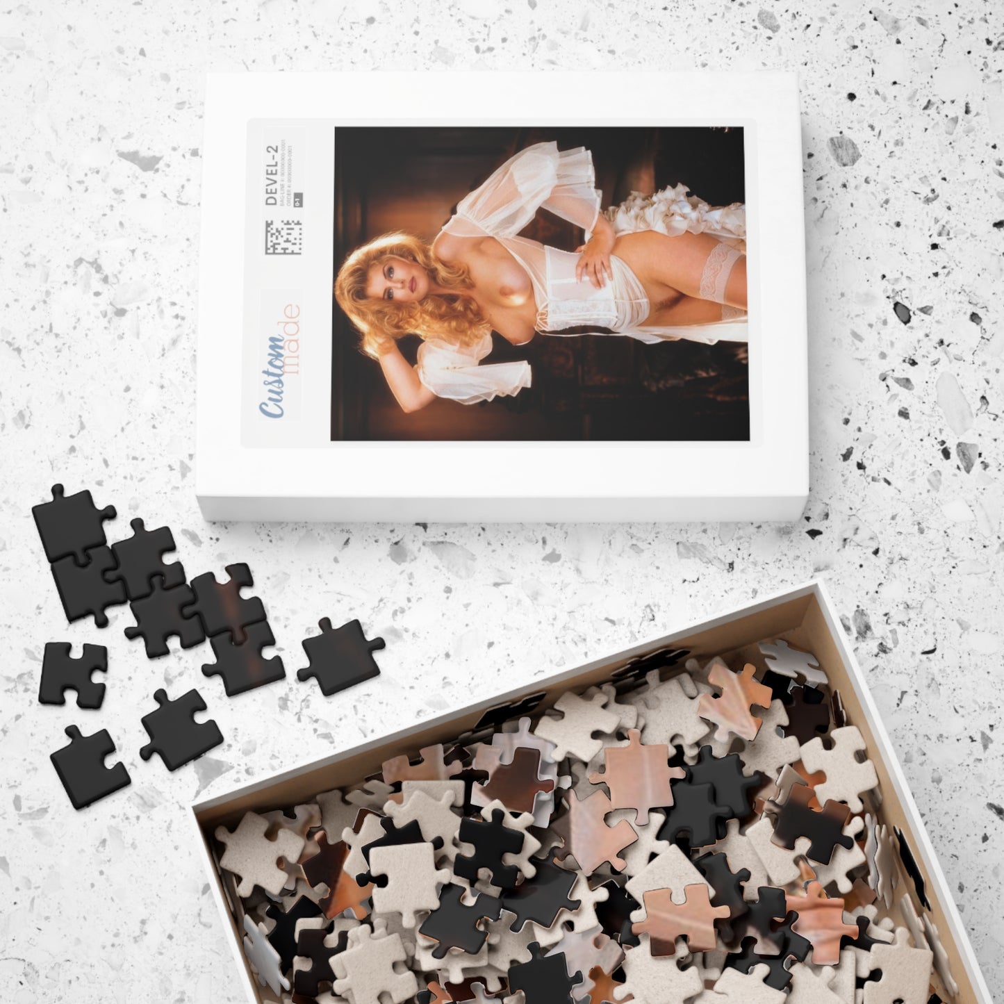 Puzzle (110, 252, 500, 1014-piece) Playboy Playmate December 1993 Arlene Baxter