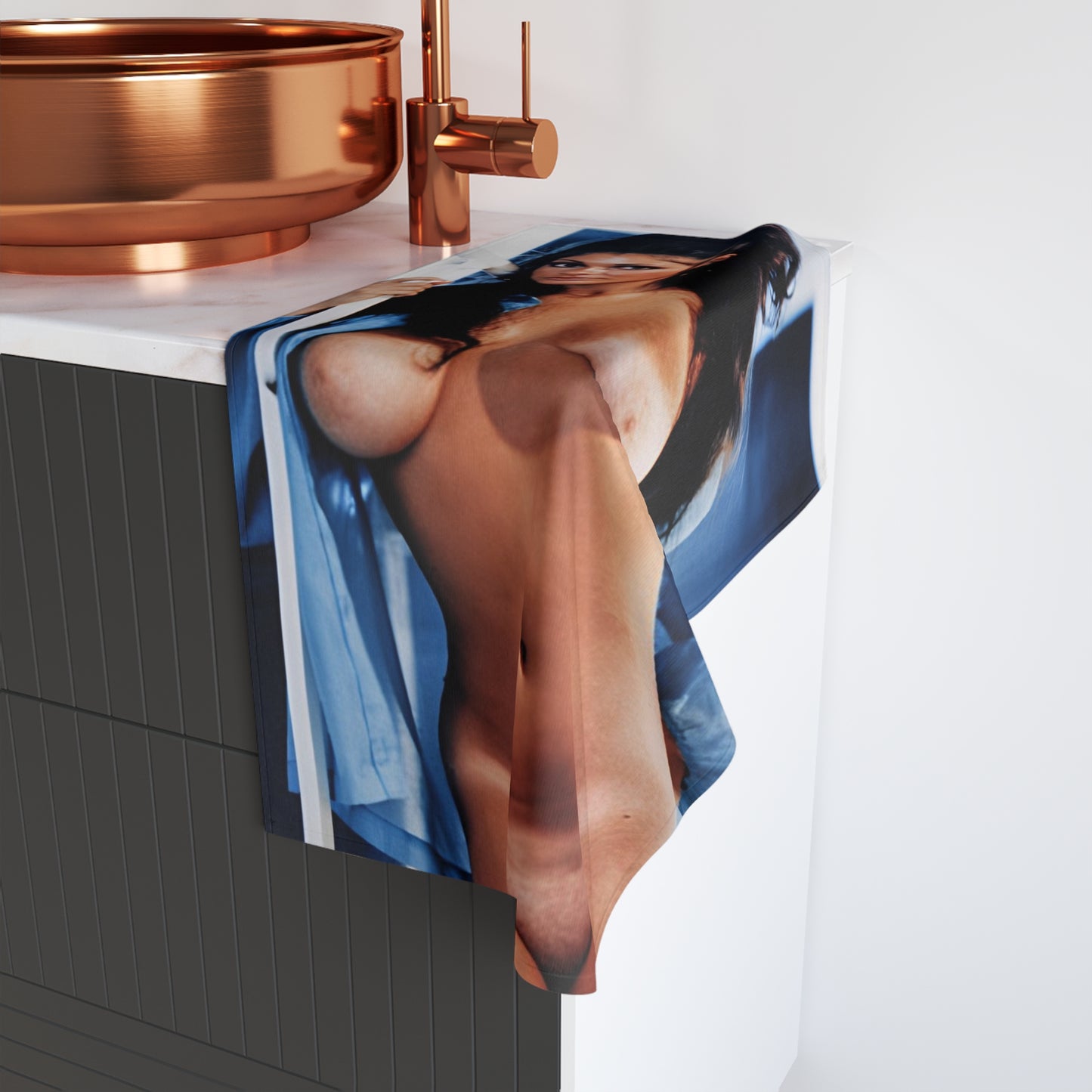 Hand Towel Playboy Playmate Cynthia Myers nude