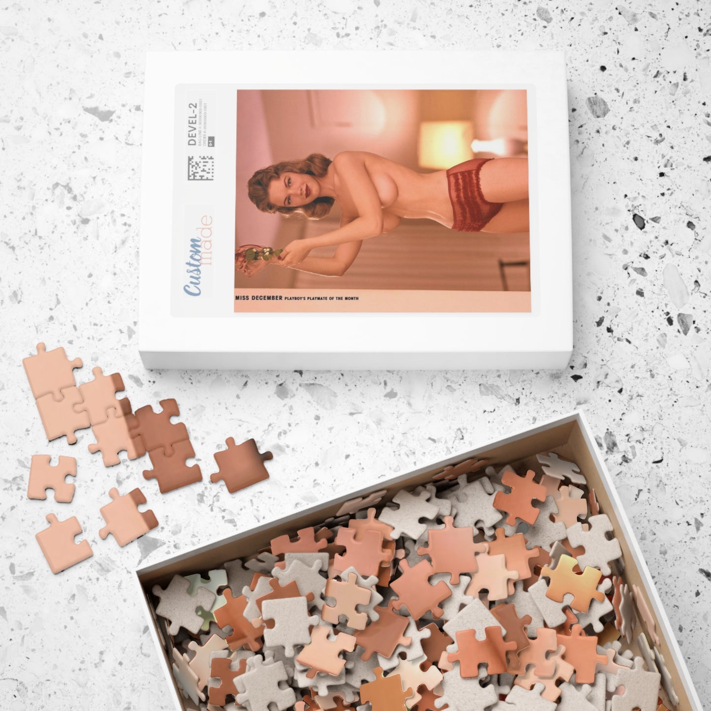 Puzzle (110, 252, 500, 1014-piece) Playboy Playmate December 1959 Ellen Stratton