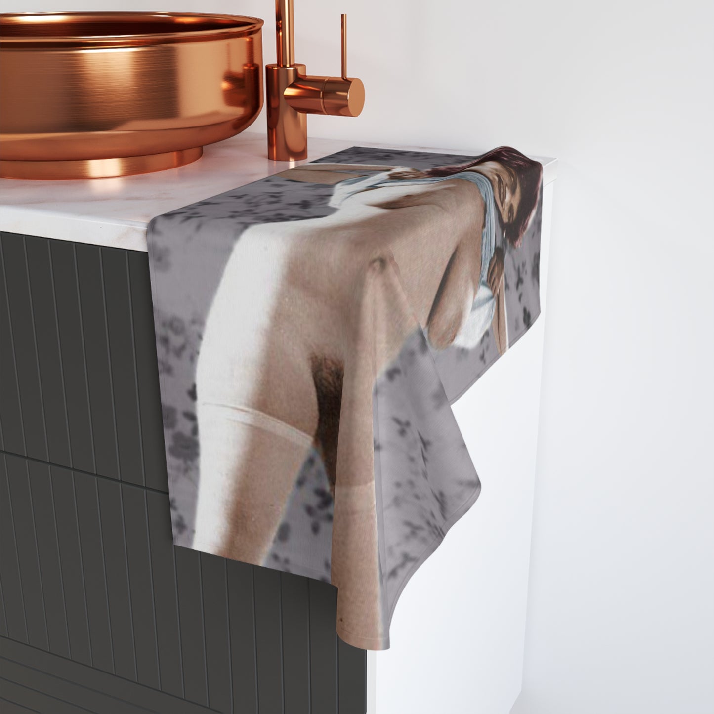 Hand Towel Retro Pornstar Lisa De Leeuw Nude