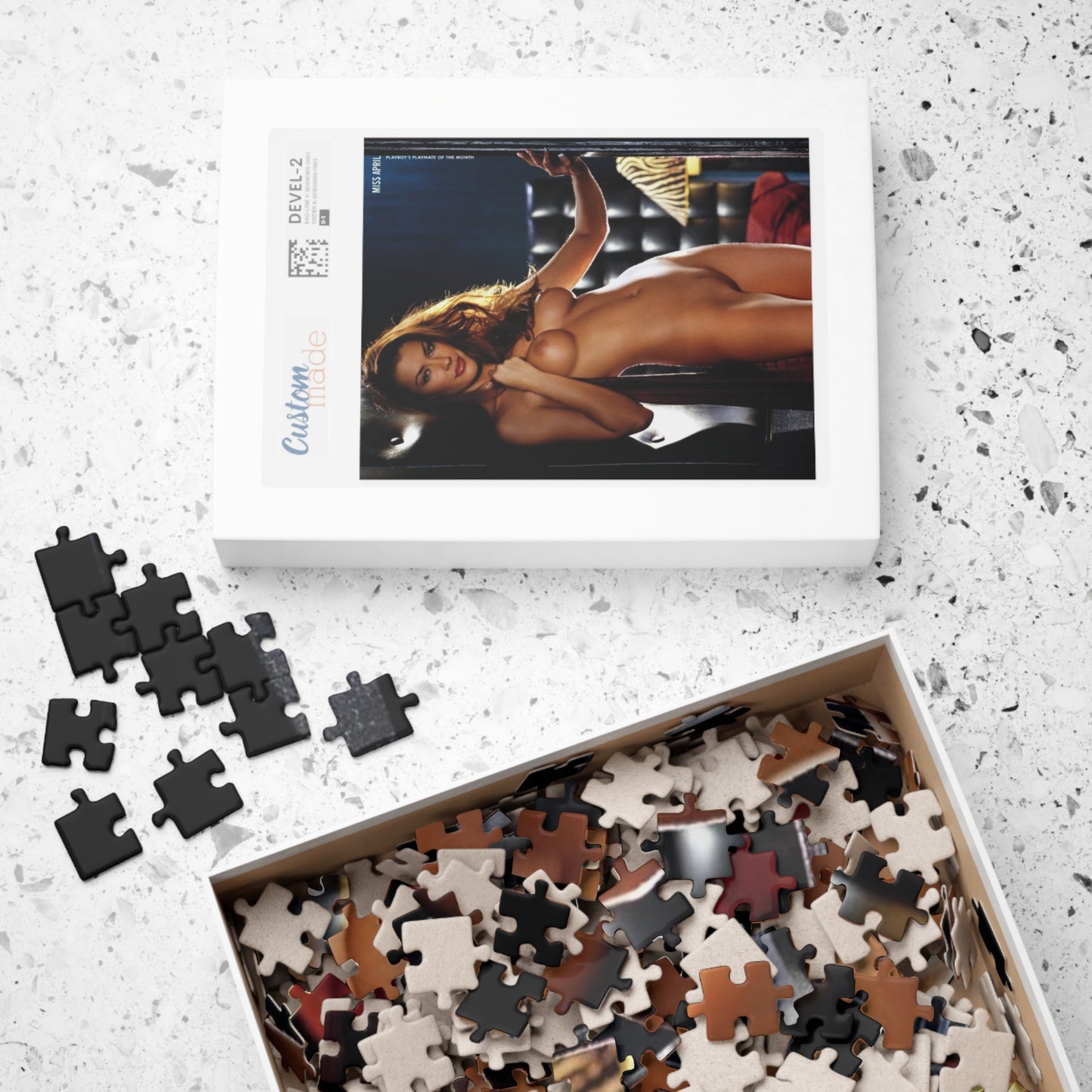 Puzzle (110, 252, 500, 1014-piece) Playmate April 2004 Krista Kelly