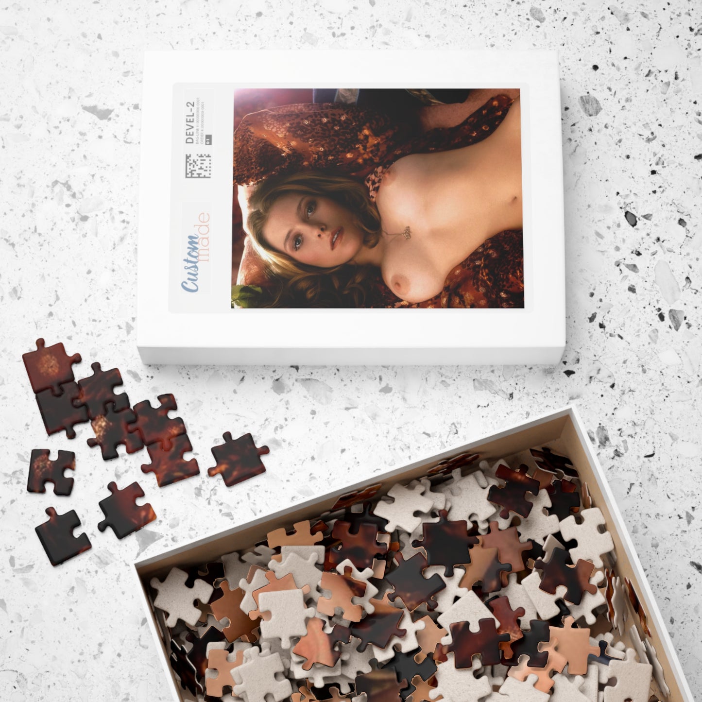 Puzzle (110, 252, 500, 1014-piece) Playboy Playmate November 1974 Bebe Buell