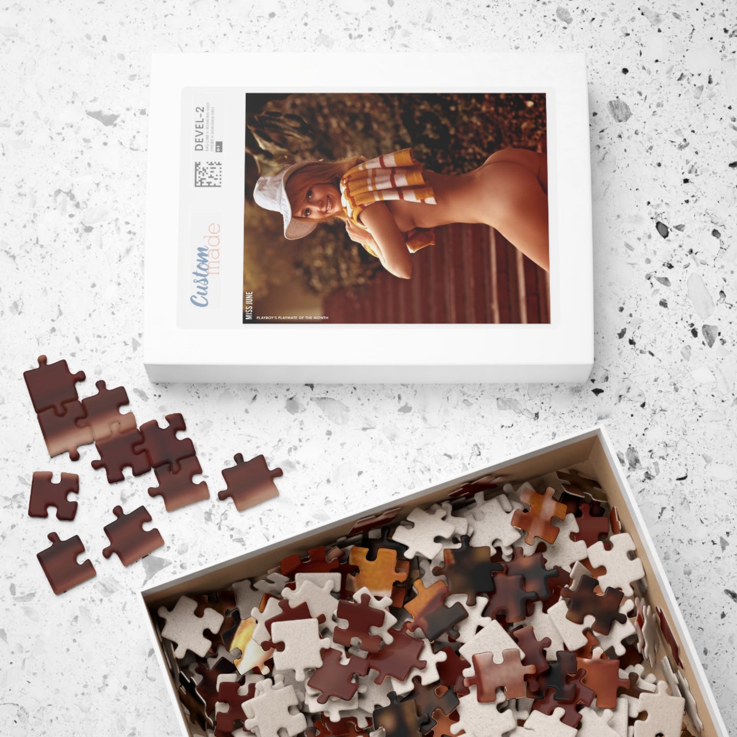 Puzzle (110, 252, 500, 1014-piece) Playboy Playmate June 1970 Elaine Morton