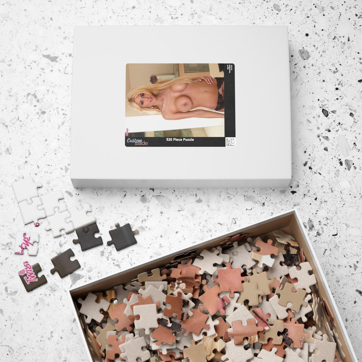 Puzzle (110, 252, 500, 1014-piece) Pornstar Kayla Kayden Nude