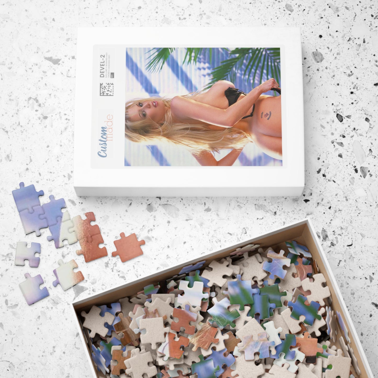 Puzzle (110, 252, 500, 1014-piece) Pornstar Jenna Jameson Nude