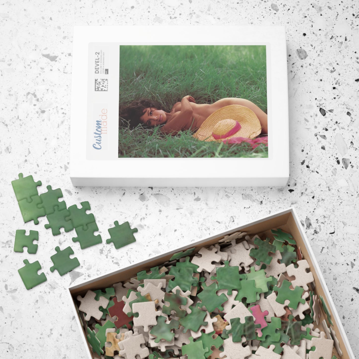 Puzzle (110, 252, 500, 1014-piece) Playboy Playmate June 1962 Merissa Mathes