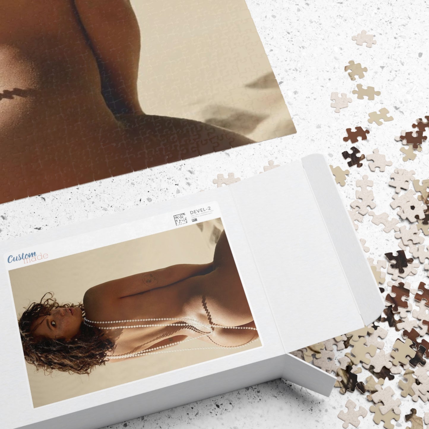 Puzzle (110, 252, 500, 1014-piece) Playboy Playmate April 2019 Felicia Porter