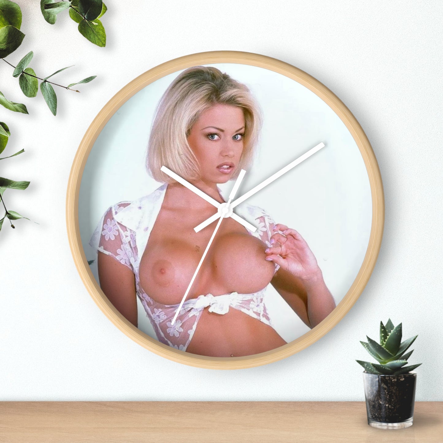 Wall Clock Pornstar Jenna Jameson Nude