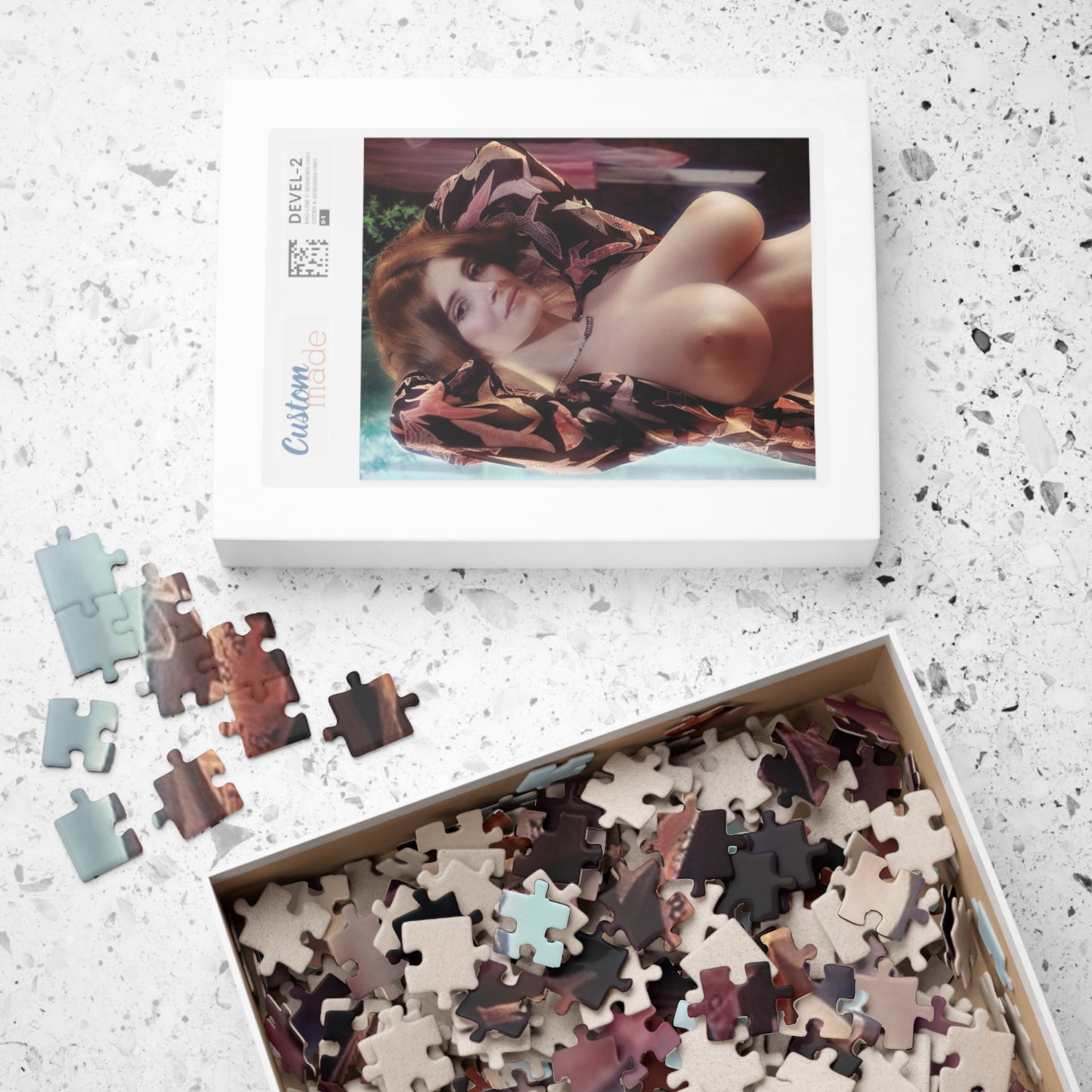 Puzzle (110, 252, 500, 1014-piece) Playboy Playmate November 1975 Janet Lupo