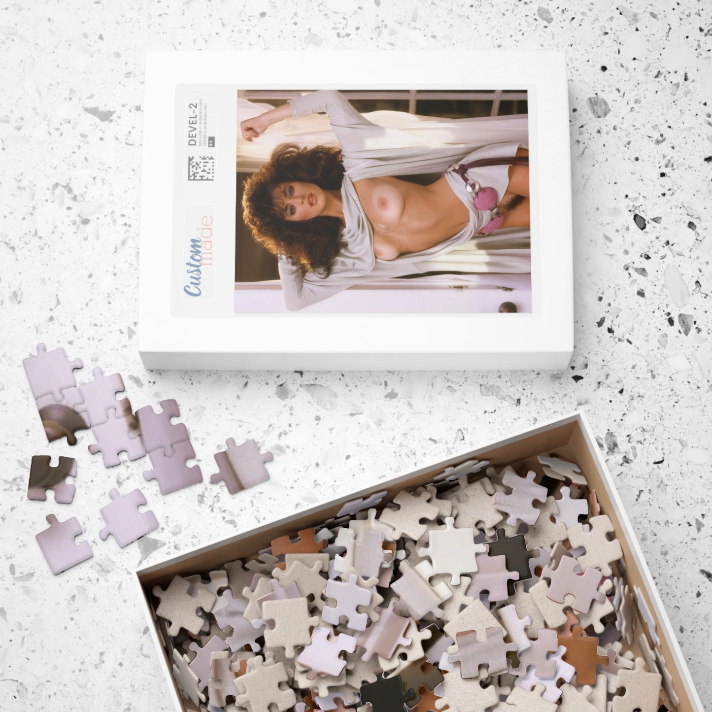 Puzzle (110, 252, 500, 1014-piece) Playboy Playmate August 1982 Ava Fabian
