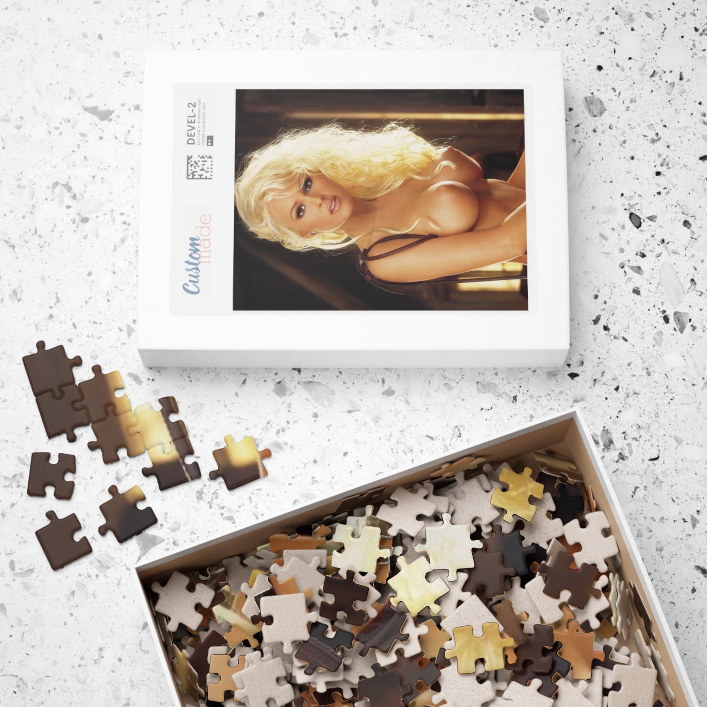 Puzzle (110, 252, 500, 1014-piece) Playboy Playmate April 2001 Katie Lohmann