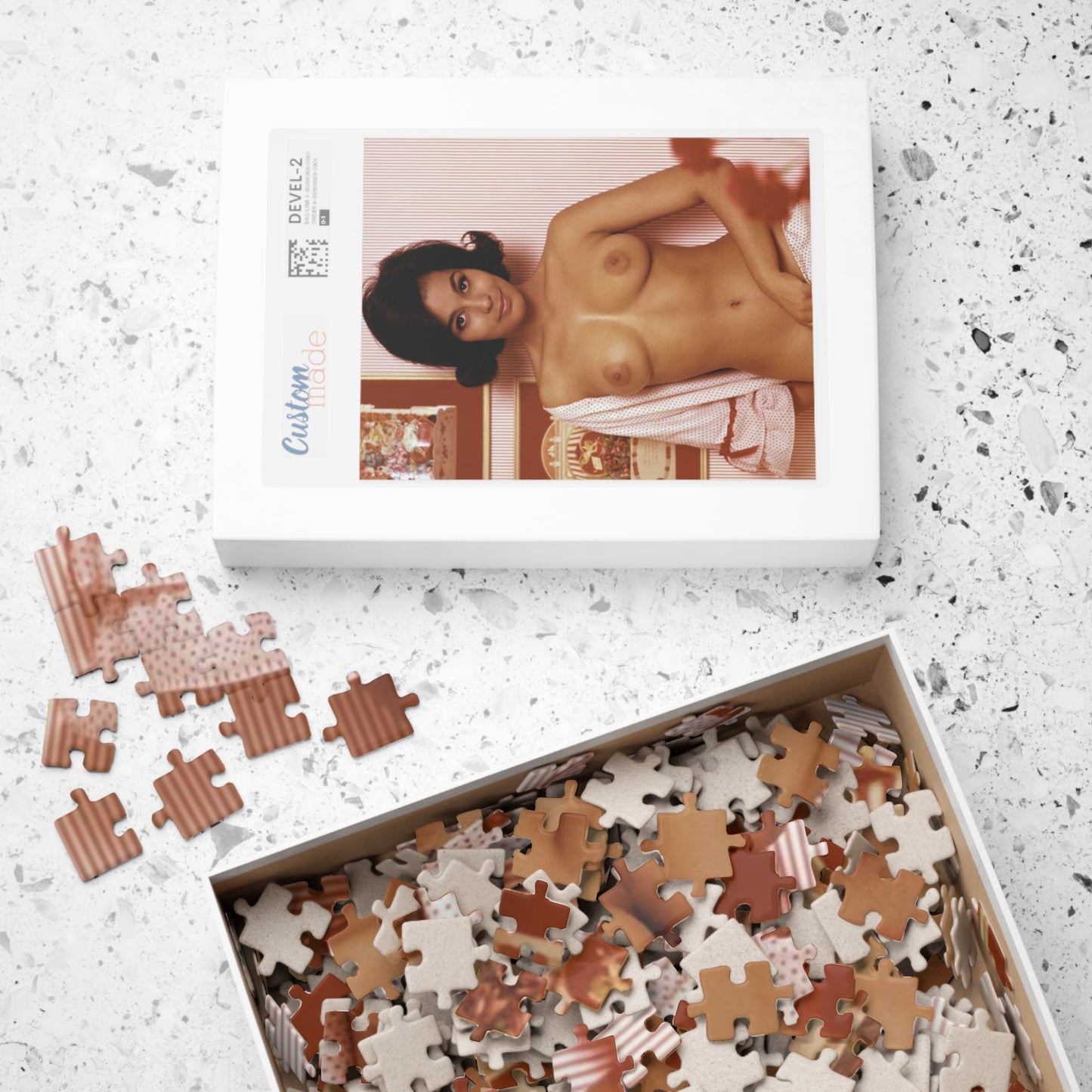 Puzzle (110, 252, 500, 1014-piece) Playboy Playmate March 1965 Jennifer Jackson