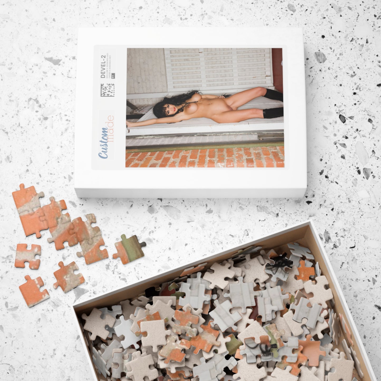 Puzzle (110, 252, 520, 1014-piece) Penthouse Pet May 2010 Roxanna