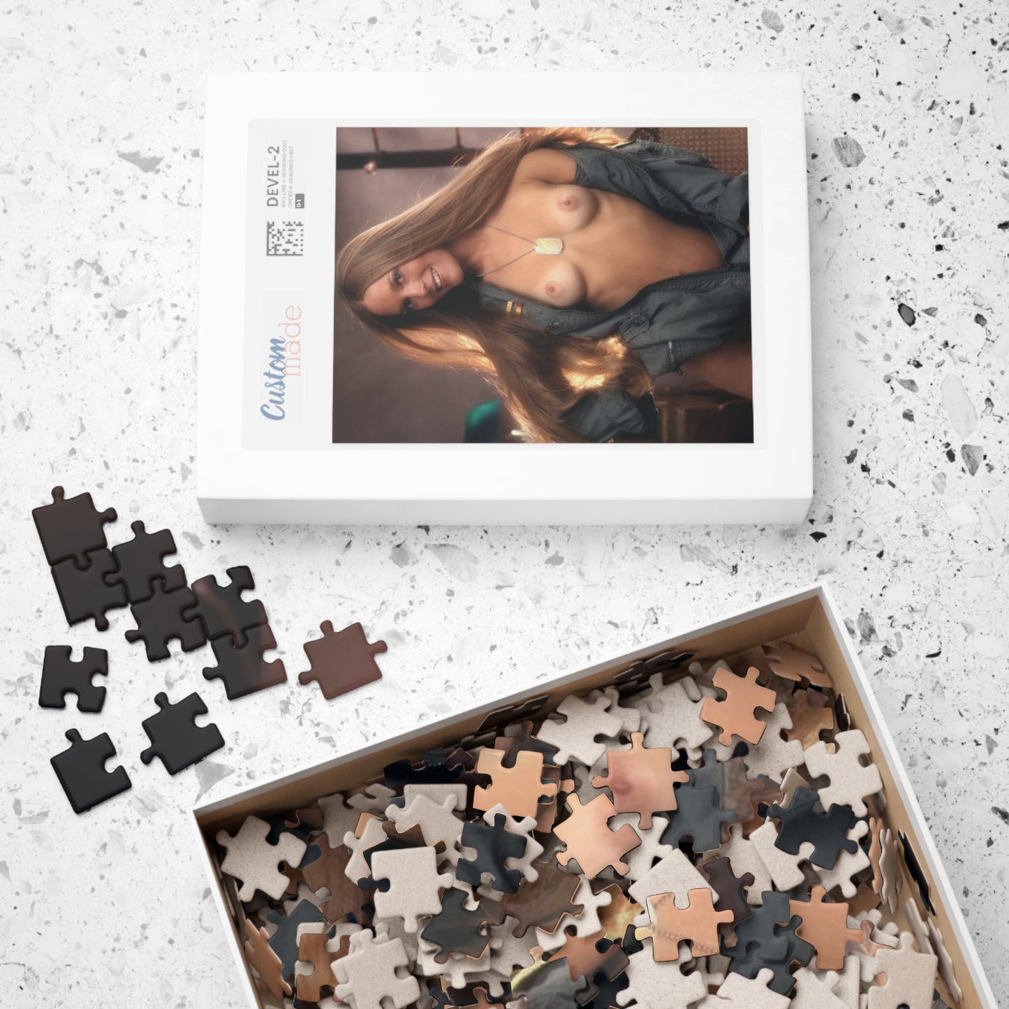 Puzzle (110, 252, 500, 1014-piece) Playboy Playmate september 1976 Whitney Kaine