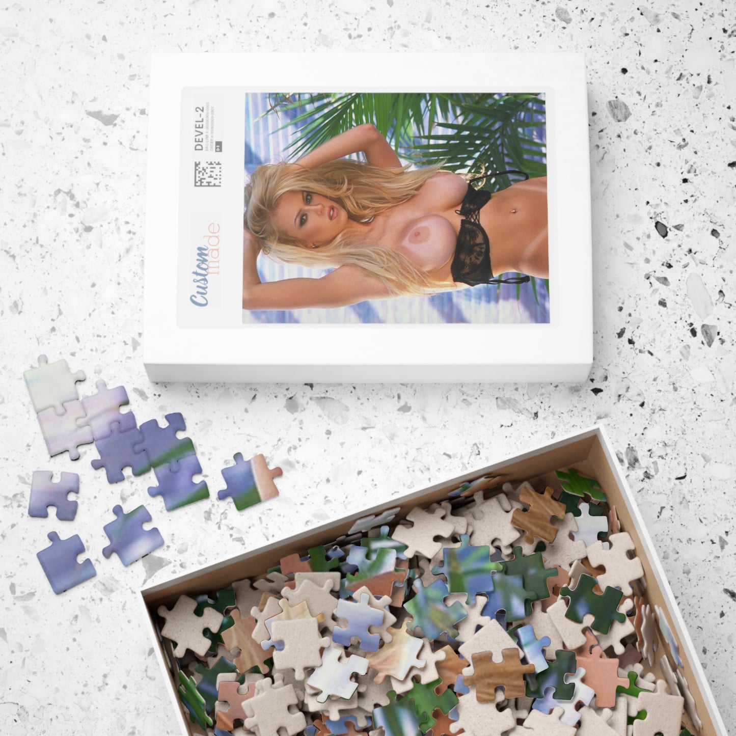 Puzzle (110, 252, 500, 1014-piece) Pornstar Jenna Jameson Nude