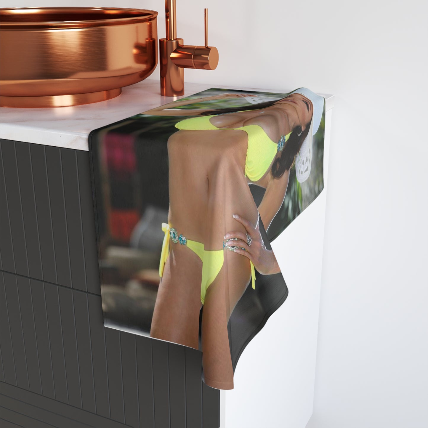 Hand Towel Lisa Ann