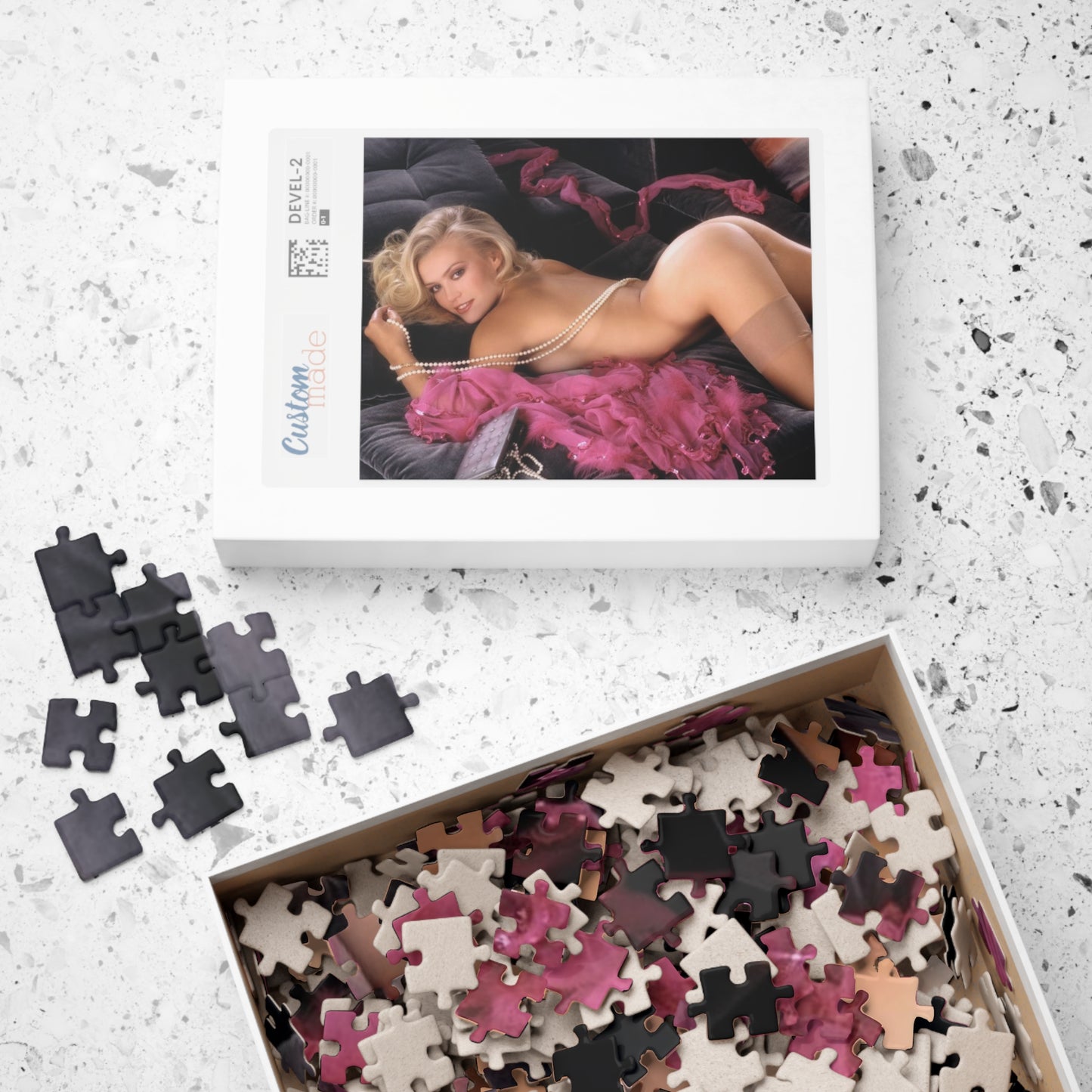 Puzzle (110, 252, 500, 1014-piece) Playboy Playmate May 1981 Gina Goldberg