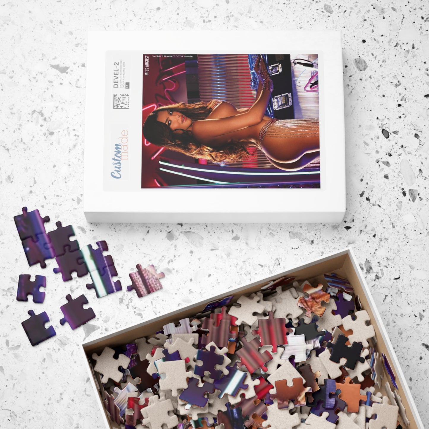 Puzzle (110, 252, 500, 1014-piece) Playmate August 2007 Tamara Sky