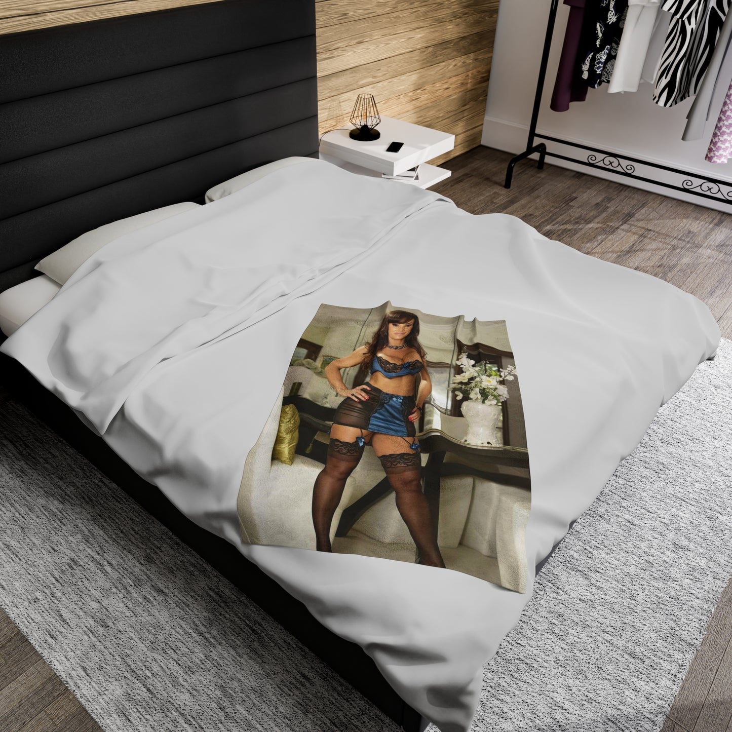 Velveteen Plush Blanket Lisa Ann Lingerie