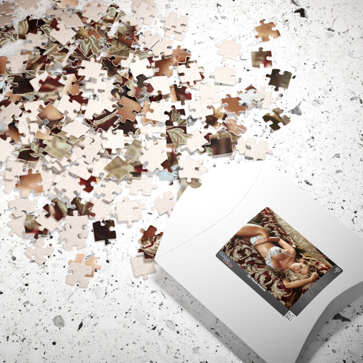 Puzzle (110, 252, 520, 1014-piece) Jenna Jameson