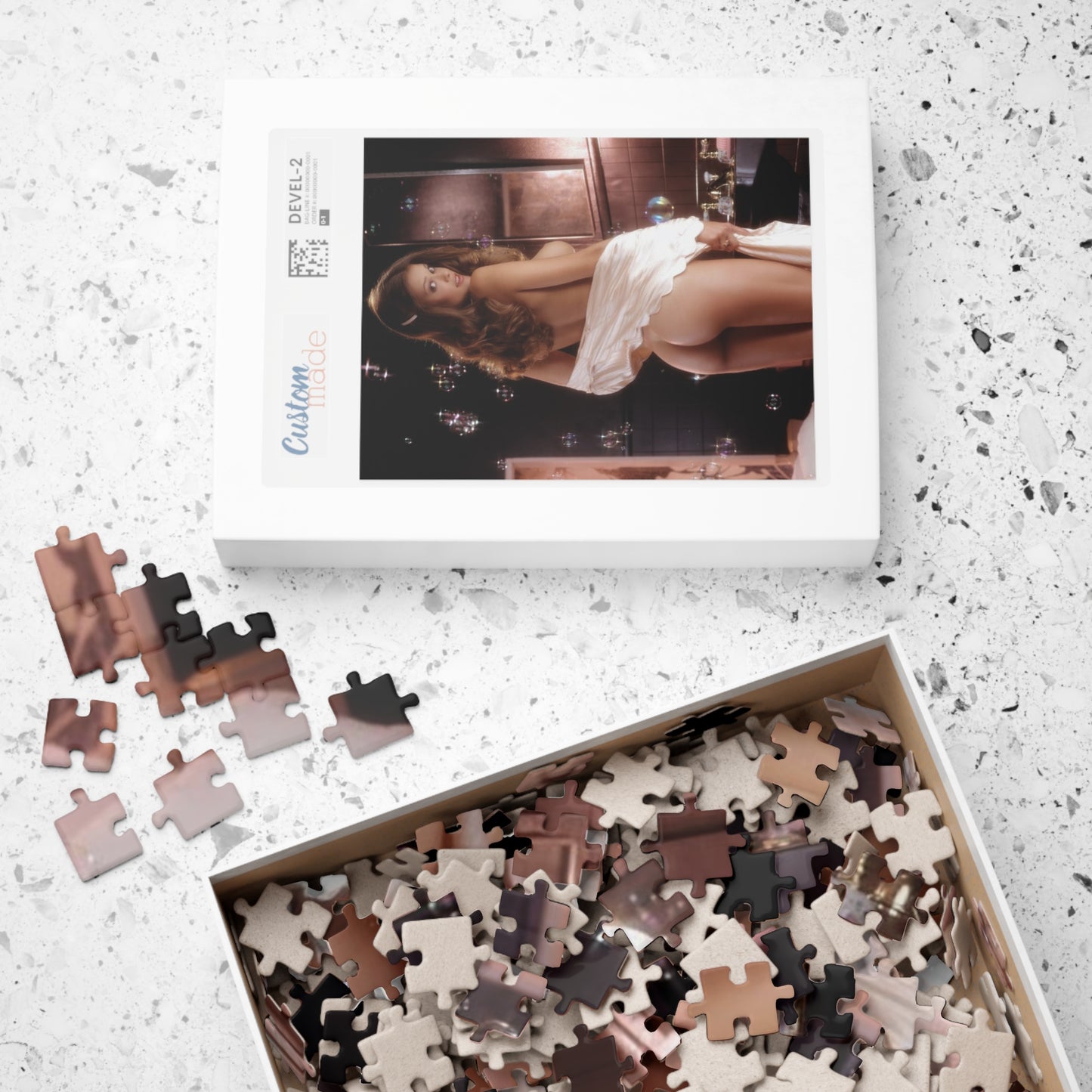 Puzzle (110, 252, 500, 1014-piece) Playboy Playmate Feb 1981 Vicki Lasseter