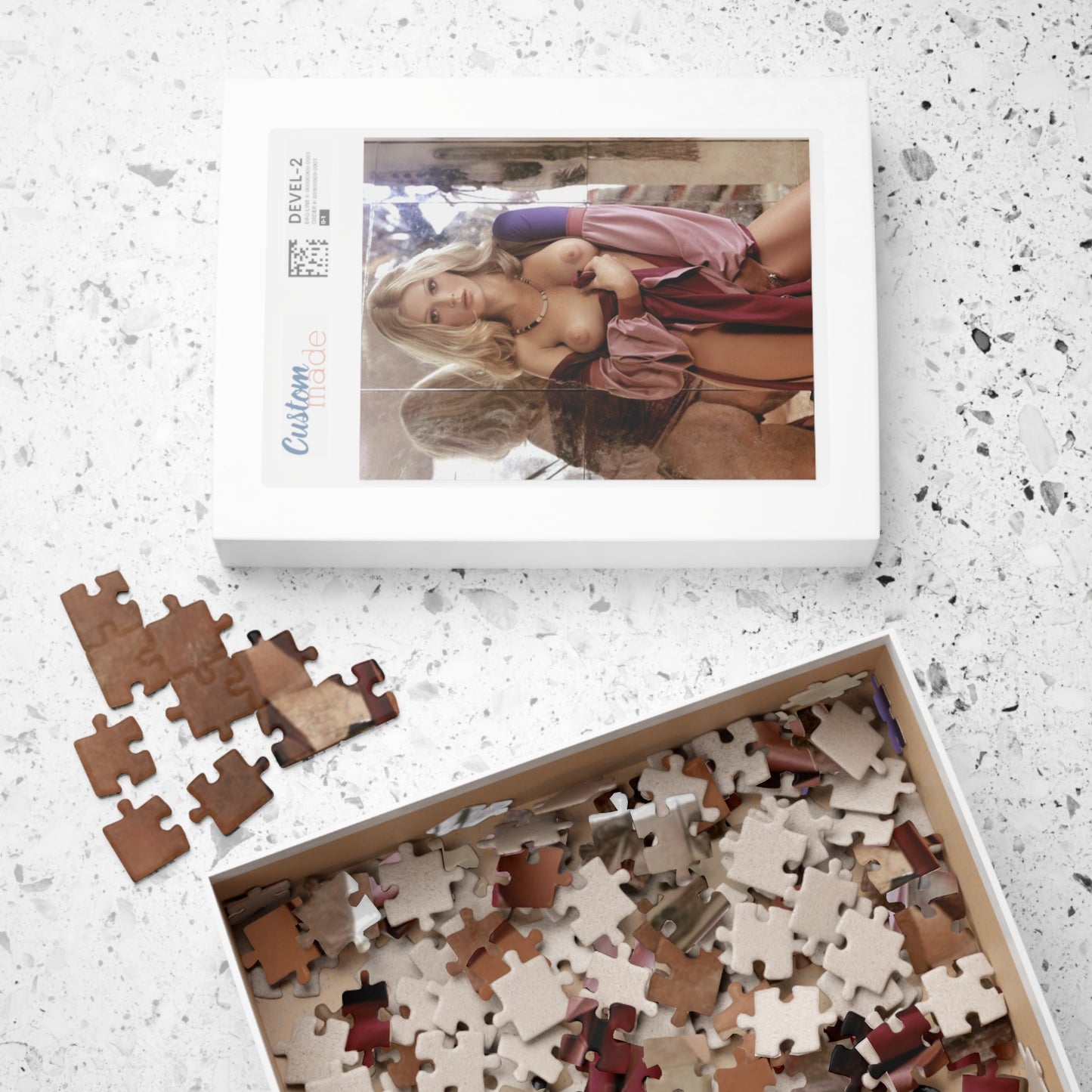 Puzzle (110, 252, 500, 1014-piece) Playboy Playmate August 1974 Jean Manson