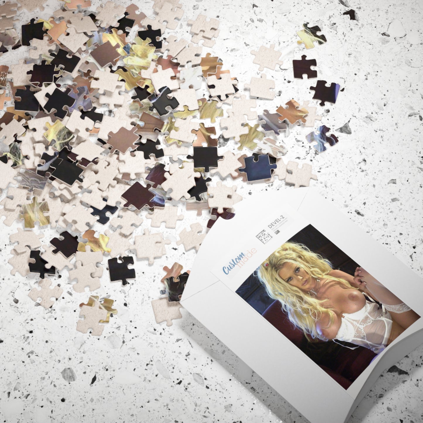 Puzzle (110, 252, 500, 1014-piece) Pornstar Jenna Jameson Nude