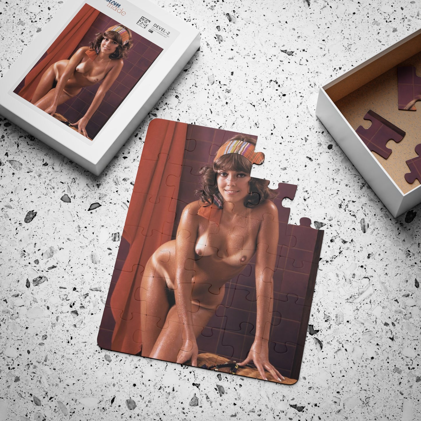 Puzzle, 30-Piece Playboy Playmate July 1972 Carol O'Neal