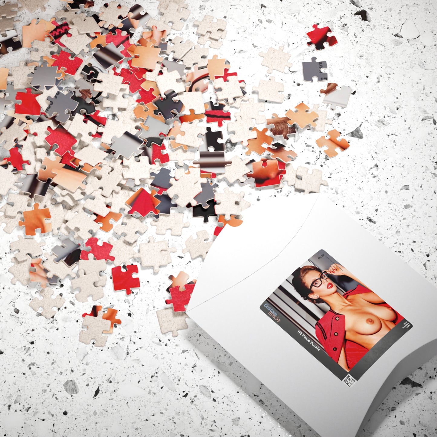 Puzzle (110, 252, 500, 1014-piece) Playboy Playmate July 2014 Emily Agnes