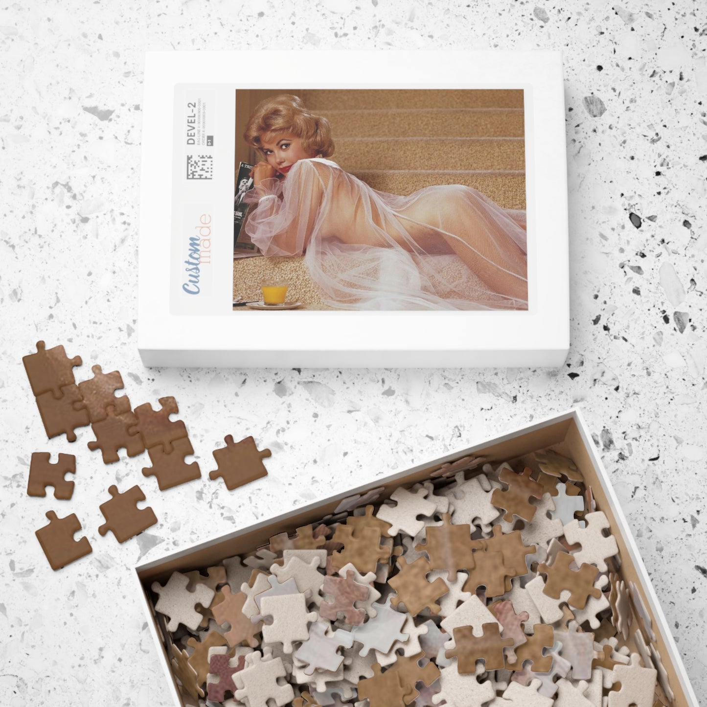 Puzzle (110, 252, 500, 1014-piece) Playboy Playmate May 1961 Susan Kelly