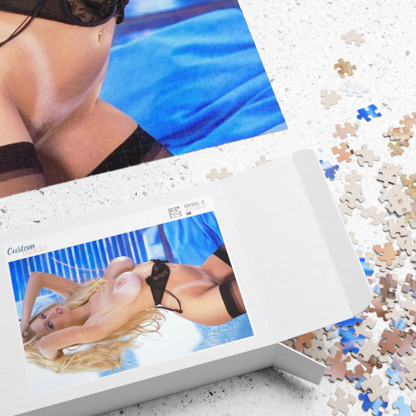 Puzzle (110, 252, 500, 1014-piece) Pornstar Jenna Jameson Nude