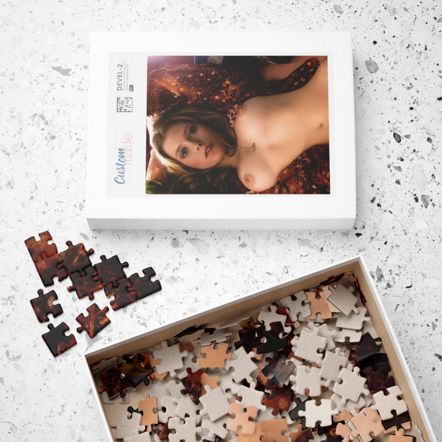 Puzzle (110, 252, 500, 1014-piece) Playboy Playmate November 1974 Bebe Buell