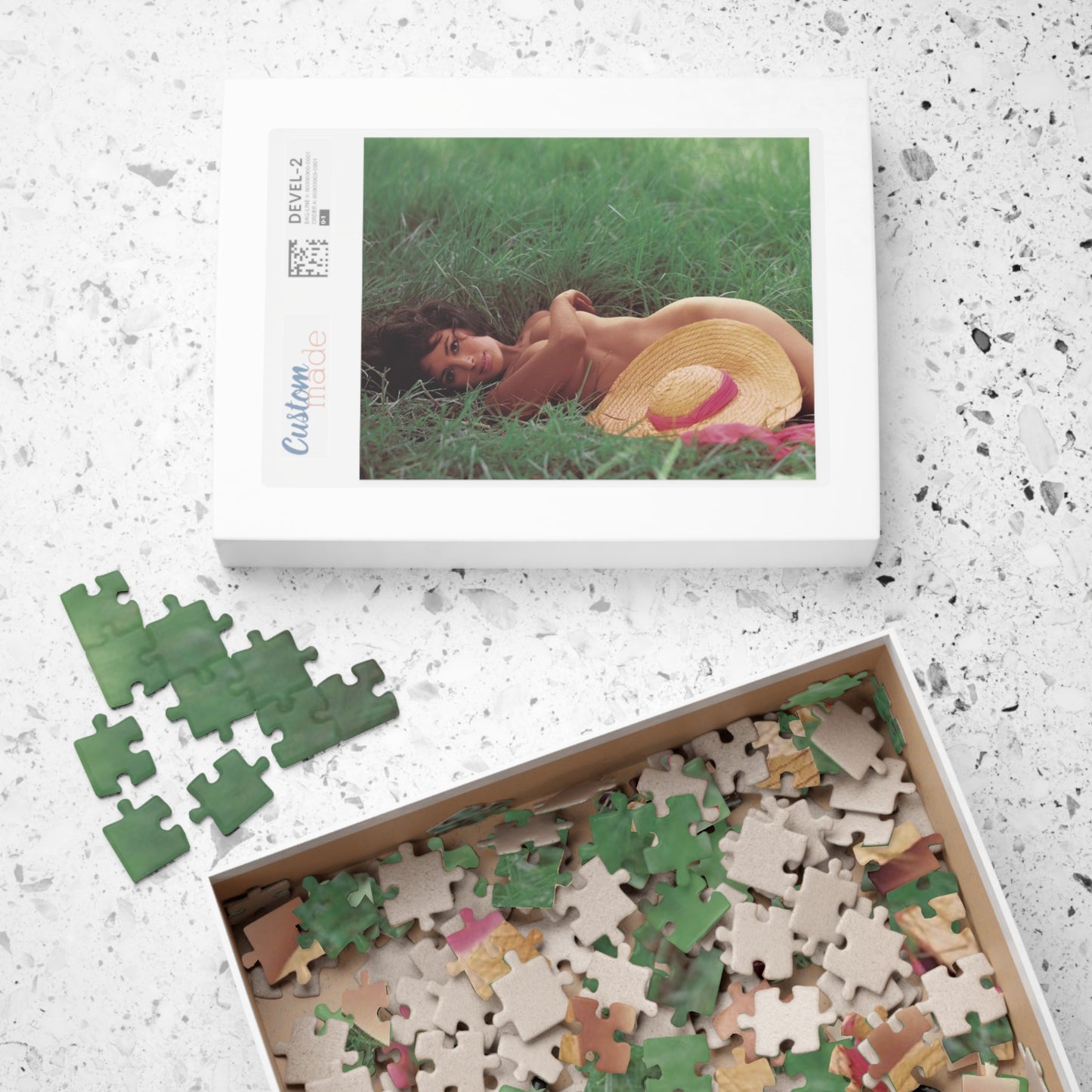 Puzzle (110, 252, 500, 1014-piece) Playboy Playmate June 1962 Merissa Mathes