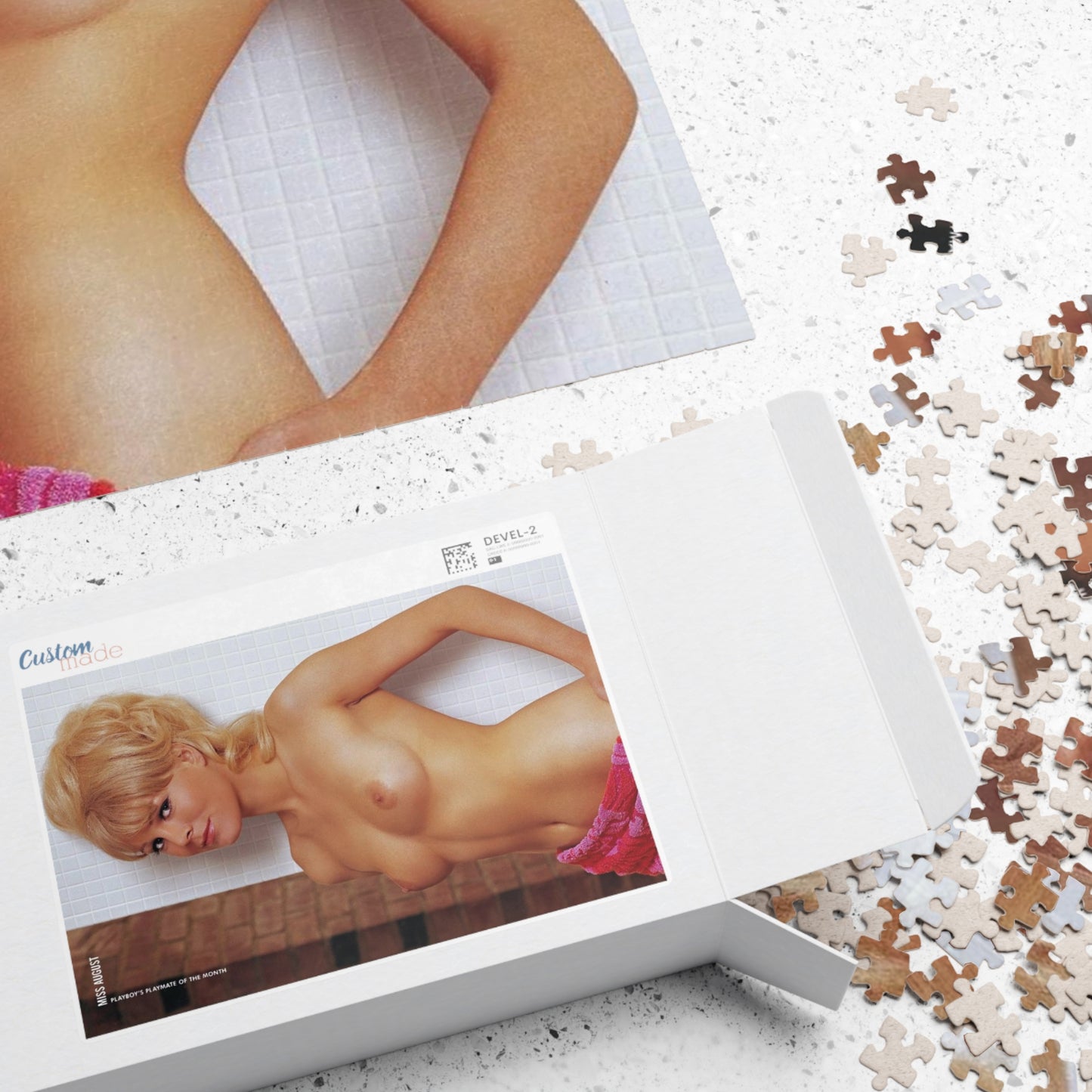 Puzzle (110, 252, 500, 1014-piece) Playboy Playmate August 1966 Susan Denberg