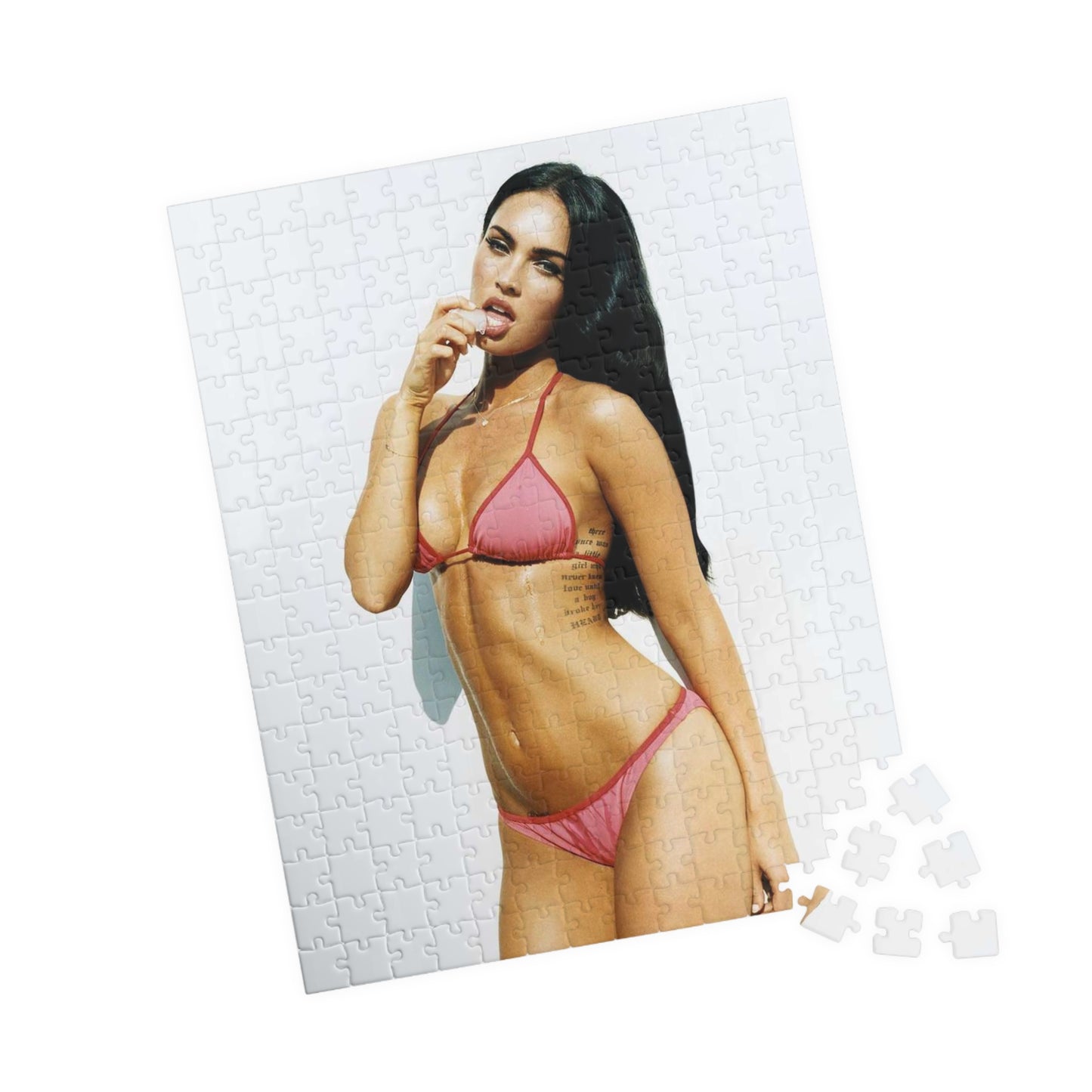 Puzzle (110, 252, 520, 1014-piece) Megan Fox