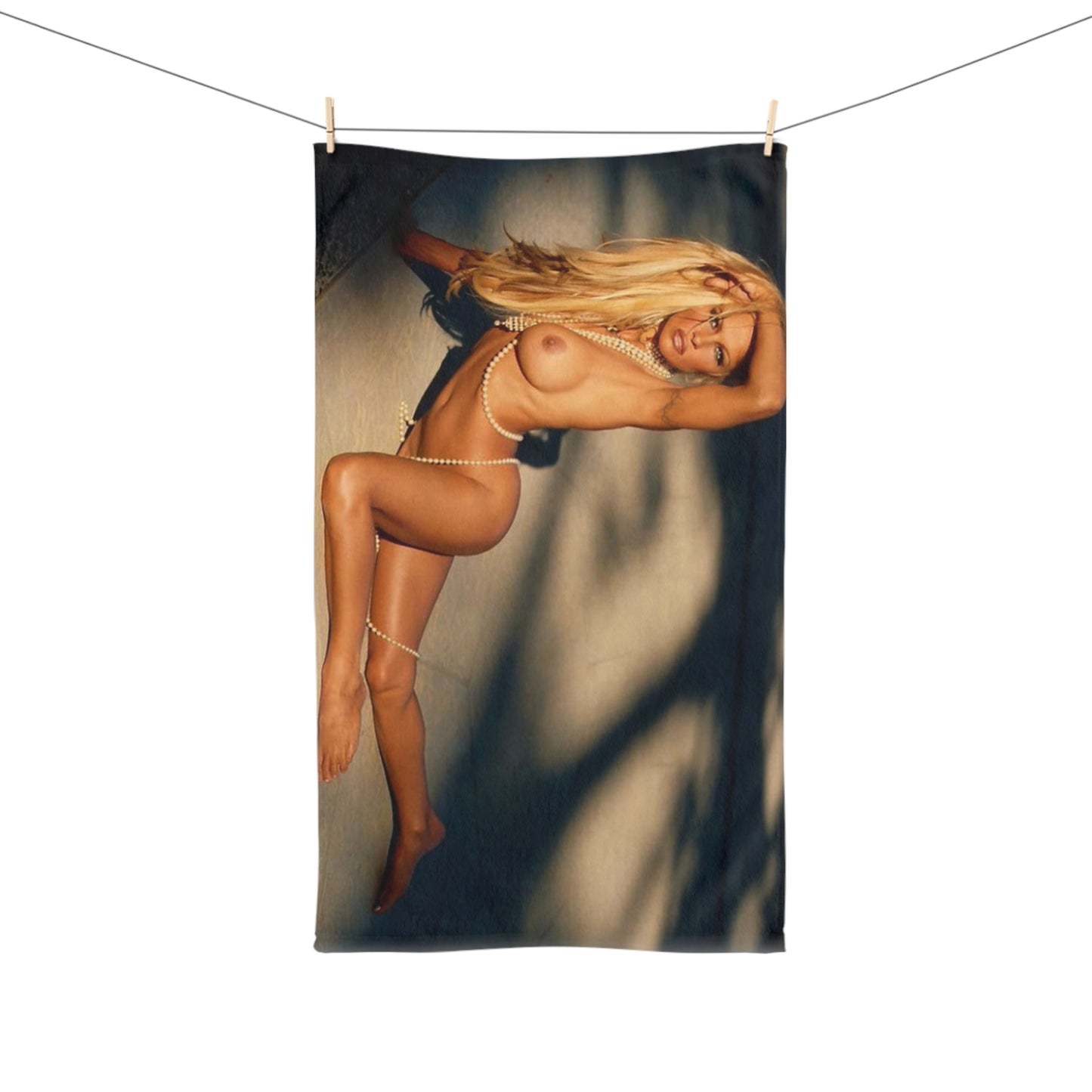 Hand Towel Pamela Nude