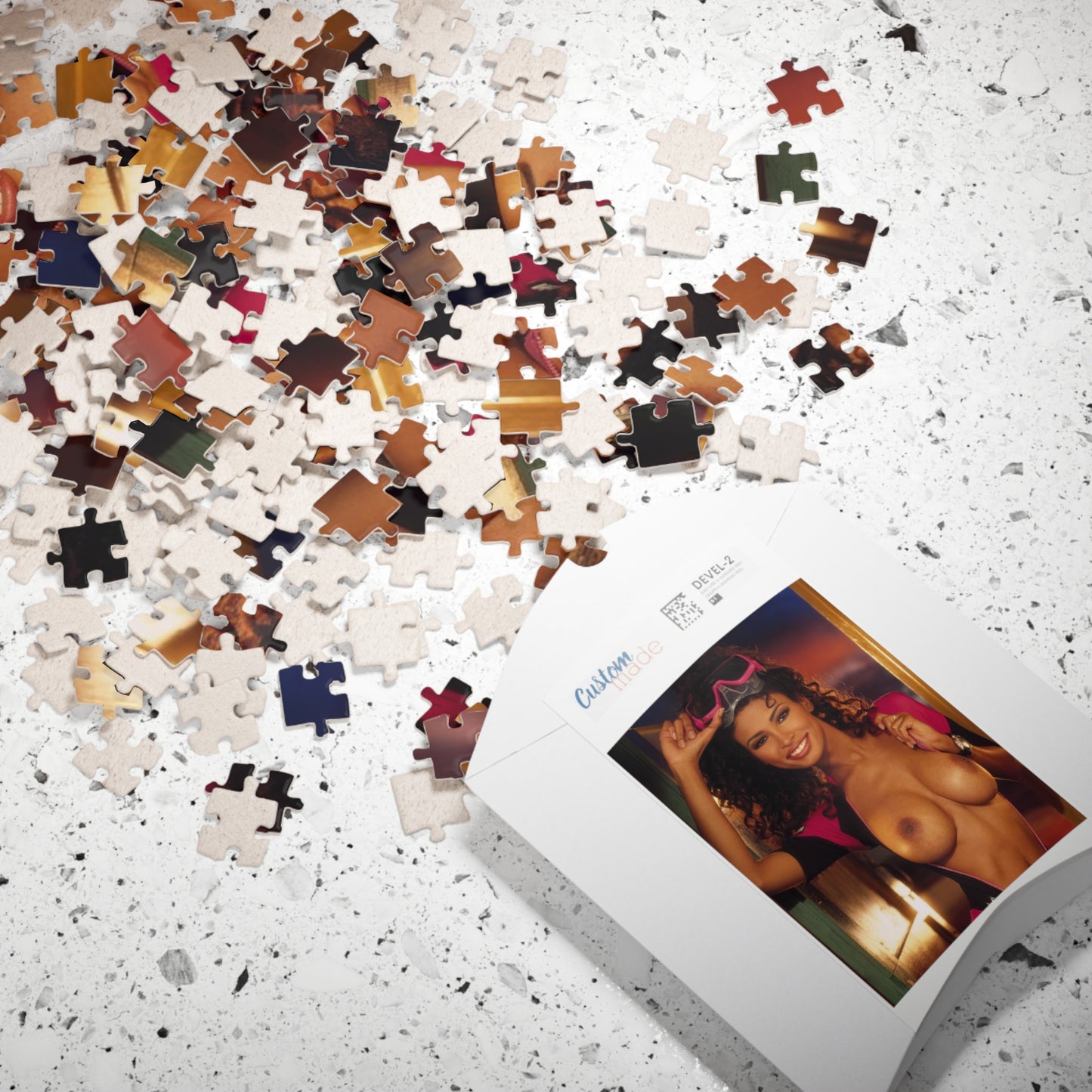 Puzzle (110, 252, 500, 1014-piece) Playboy Playmate June 1996 Karin Taylor