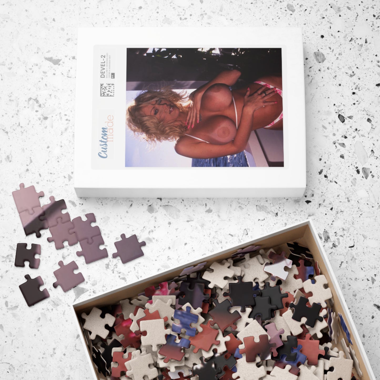 Puzzle (110, 252, 500, 1014-piece) Pornstar Jenna Jameson Nude