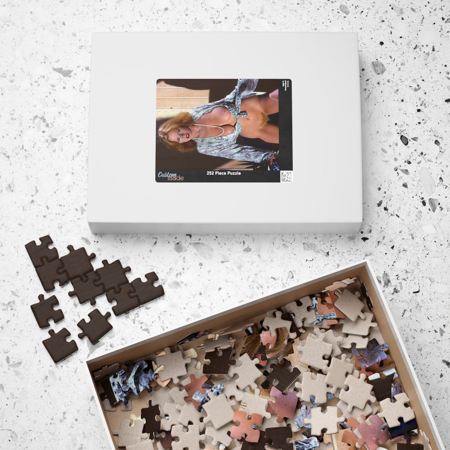 Puzzle (110, 252, 500, 1014-piece) Retro Porn Star Lisa De Leeuw Nude